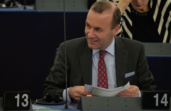 Politico: кто сделал выборы в Европарламент такими унылыми - Sputnik Латвия