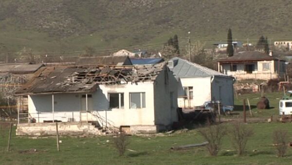 Разрушенный дом в Нагорном Карабахе - Sputnik Латвия