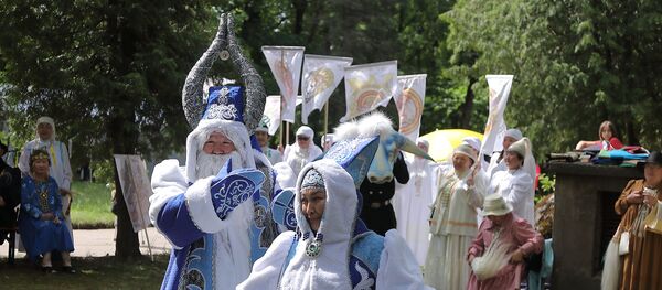 Празднование якутского Нового года в Риге Празднование якутского Нового года в Риге - Sputnik Латвия