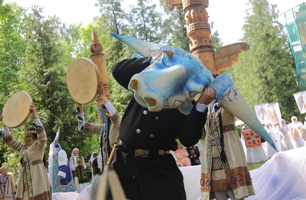 Изгнание быка Холода: якуты справили Новый год в Риге Изгнание быка Холода: якуты справили Новый год в Риге - Sputnik Латвия