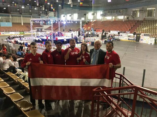 Девушки третий год подряд берут для Латвии медали на ЧЕ по боксу - Sputnik Латвия