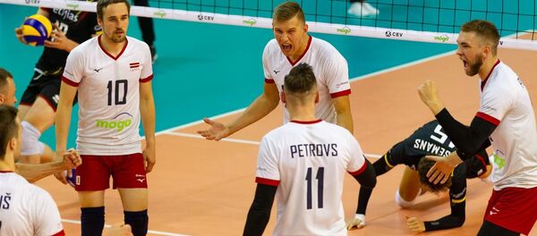 Латвийские волейболисты обыграли бельгийцев в Золотой евролиге CEV - Sputnik Латвия