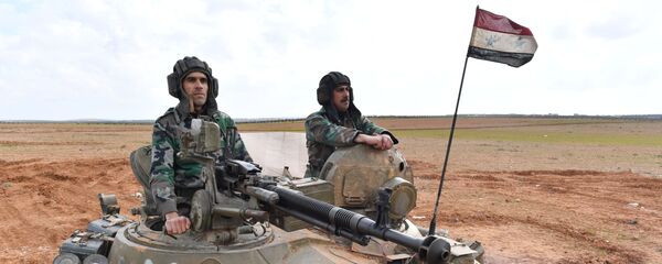 Передовые позиции сирийской армии в районе Алеппо Передовые позиции сирийской армии в районе Алеппо - Sputnik Latvija