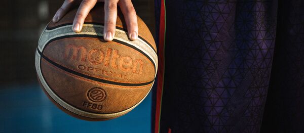 Баскетбольный мяч Баскетбольный мяч - Sputnik Латвия