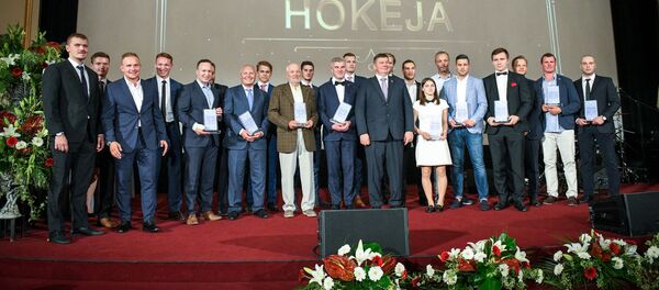 Первая в истории латвийского хоккея церемония награждения лучших игроков, тренеров и событий по итогам прошедшего сезона Первая в истории латвийского хоккея церемония награждения лучших игроков, тренеров и событий по итогам прошедшего сезона - Sputnik Латвия