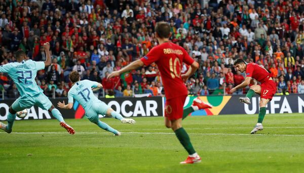 Португалия выиграла первый розыгрыш Кубка наций УЕФА Португалия выиграла первый розыгрыш Кубка наций УЕФА - Sputnik Латвия