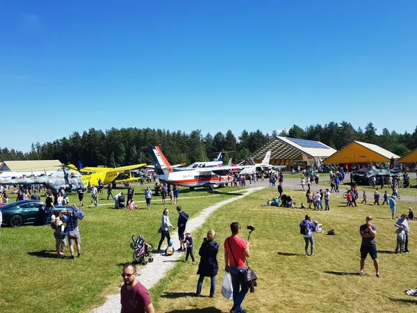 Lietuviešu meistars parādījis augstāko pilotāžu Aviācijas dienās Igaunijā Lietuviešu meistars parādījis augstāko pilotāžu Aviācijas dienās Igaunijā