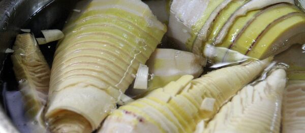 Приготовление блюда из побегов бамбука - Sputnik Латвия