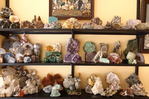 Сокровища Хозяйки Медной горы: в Риге проходит уникальная выставка Сокровища Хозяйки Медной горы: в Риге проходит уникальная выставка - Sputnik Латвия