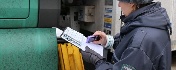 Сотрудник Россельхознадзора - Sputnik Латвия