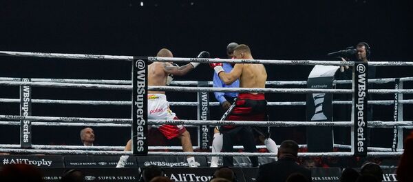 Полуфинал Всемирной боксерской суперсерии в Риге. Майрис Бриедис (Латвия) против Кшиштофа Гловацкого (Польша) Полуфинал Всемирной боксерской суперсерии в Риге. Майрис Бриедис (Латвия) против Кшиштофа Гловацкого (Польша) - Sputnik Latvija