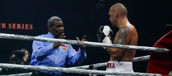Полуфинал Всемирной боксерской суперсерии в Риге. Кшиштоф Гловацкий (Польша) - Sputnik Латвия
