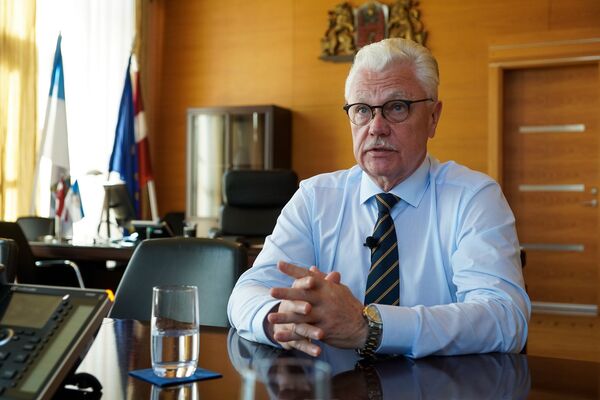 Турлайс: кресло мэра Риги теперь у нас, а Согласию надо проснуться и умыться Турлайс: кресло мэра Риги теперь у нас, а Согласию надо проснуться и умыться - Sputnik Латвия