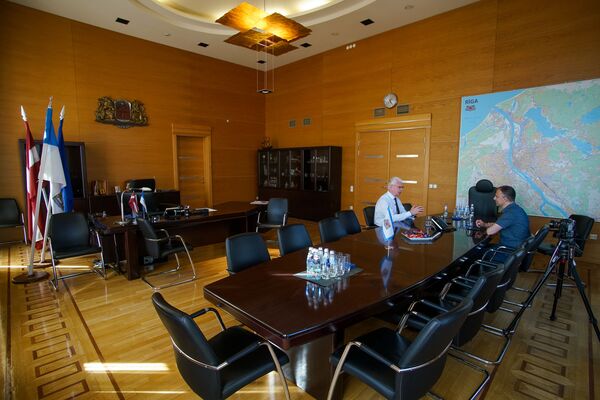 Эксклюзив: мэр Риги 9 мая готов напомнить, что свободной Латвии в планах Гитлера не было - Sputnik Латвия