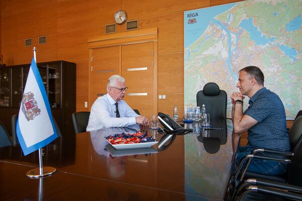 Турлайс: кресло мэра Риги теперь у нас, а Согласию надо проснуться и умыться Турлайс: кресло мэра Риги теперь у нас, а Согласию надо проснуться и умыться - Sputnik Латвия