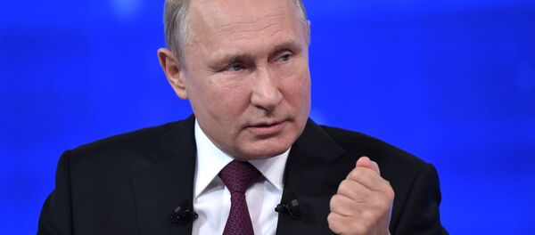 Прямая линия с президентом РФ Владимиром Путиным - Sputnik Латвия