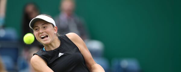 Елена Остапенко в четвертьфинальном матче против Петры Мартич в Бирмингеме - Sputnik Латвия