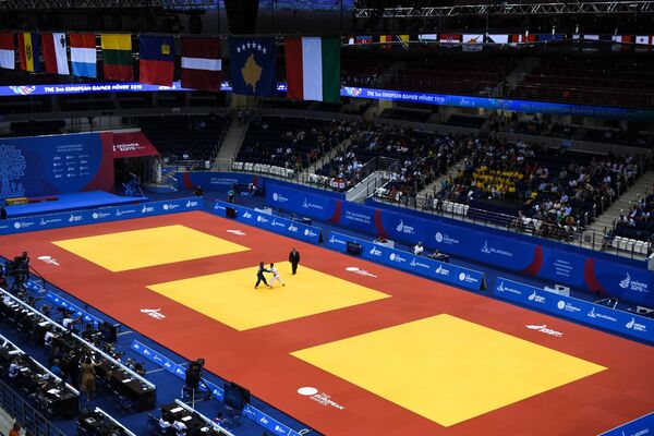 Европейские игры: фиаско латвийского знаменосца, легкоатлеты в полуфинал не прошли - Sputnik Латвия