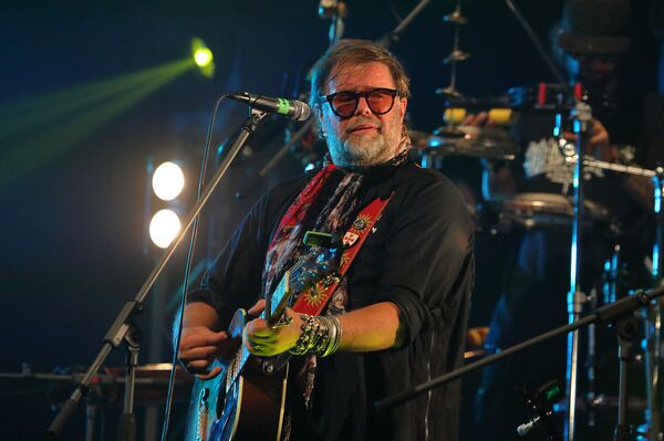 Тайна, о которой споет БГ: легенда русского рока с группой Аквариум едет в Юрмалу - Sputnik Латвия