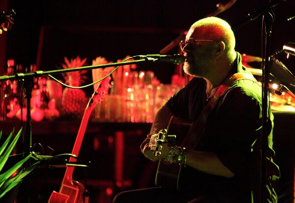 Тайна, о которой споет БГ: легенда русского рока с группой Аквариум едет в Юрмалу - Sputnik Латвия