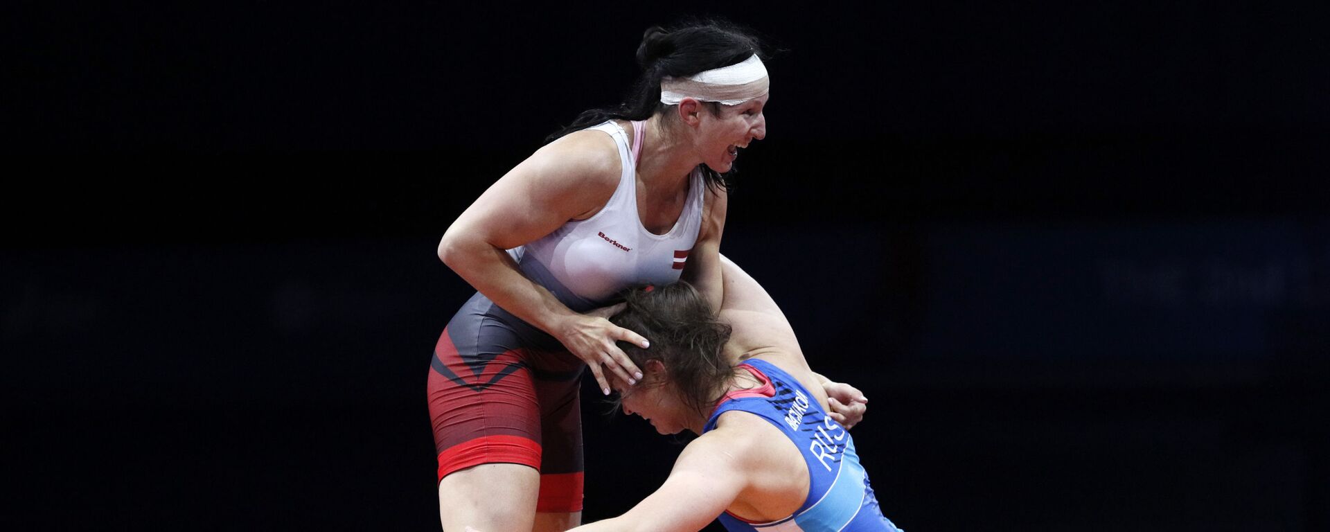  Анастасия Григорьева во время поединка с Анастасией Братчиковой - Sputnik Латвия, 1920, 28.06.2019