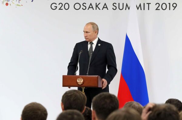 Путин: хочу, чтобы все запомнили, - Россия всегда будет отвечать зеркально - Sputnik Латвия