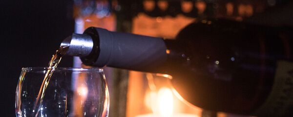 Дегустация на винодельческом предприятии Массандра в Крыму. - Sputnik Латвия