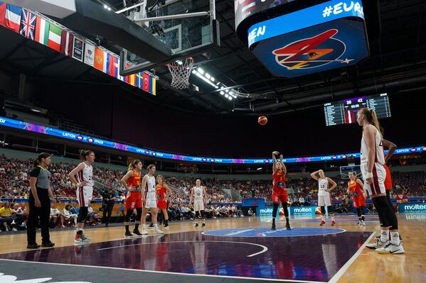 Игра группового этапа Евробаскета-2019 между сборными Латвии и Испании - Sputnik Латвия