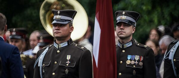 Рота почетного караула Штабного батальона Национальных вооруженных сил Латвии - Sputnik Латвия