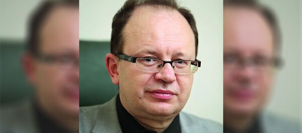 Артурс Утинанс, врач-психиатр, доцент, психотерапевт, врач клиники психосоматической медицины и психотерапии при Рижском университете имени Страдиня Артурс Утинанс, врач-психиатр, доцент, психотерапевт, врач клиники психосоматической медицины и психотерапии при Рижском университете имени Страдиня - Sputnik Latvija