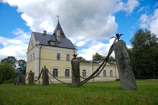Нарушители будут расстреляны: островитяне у границы Риги порох держат сухим Нарушители будут расстреляны: островитяне у границы Риги порох держат сухим - Sputnik Латвия