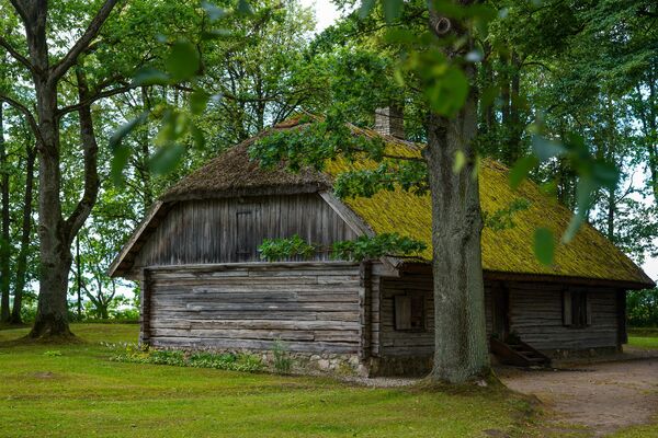 Нарушители будут расстреляны: островитяне у границы Риги порох держат сухим Нарушители будут расстреляны: островитяне у границы Риги порох держат сухим - Sputnik Латвия