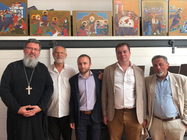 Остановить фаворитизм США: почему встреча Путина с Папой Римским стала знаковой - Sputnik Латвия