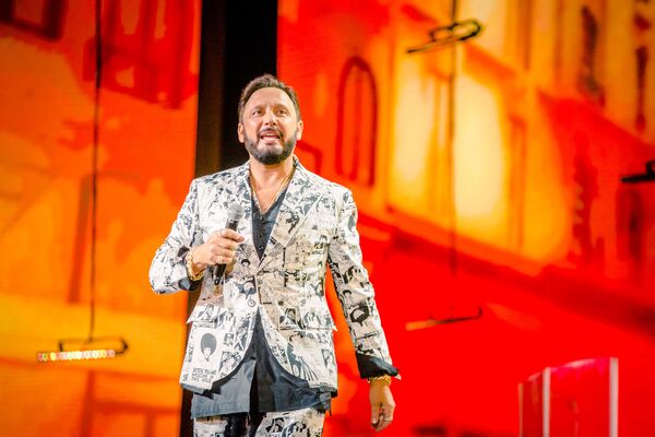 От фламинго до журавлей: как прошел второй день фестиваля Лаймы Вайкуле - Sputnik Латвия