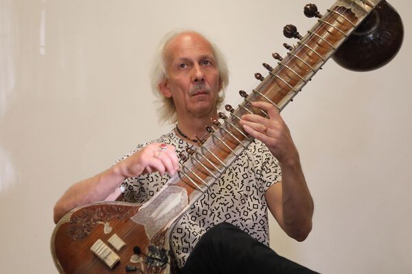 Лето любви, музыки и цветов: легендарному Woodstock 50 лет - Sputnik Латвия