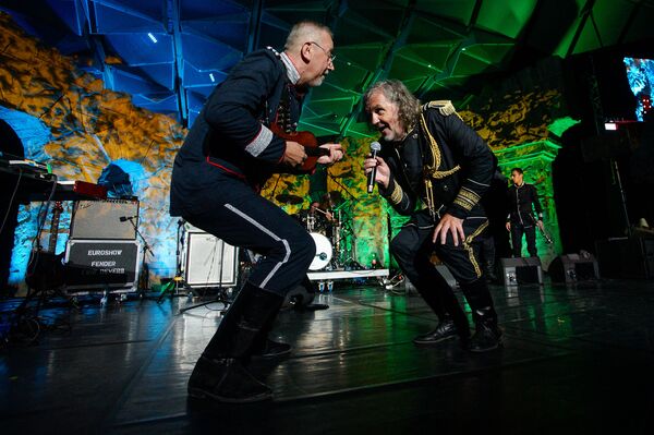 Смотрите! Кустурица поставил на уши юрмальский Дзинтари - Sputnik Латвия