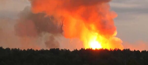 На территории воинской части в Красноярском крае произошел взрыв На территории воинской части в Красноярском крае произошел взрыв - Sputnik Latvija