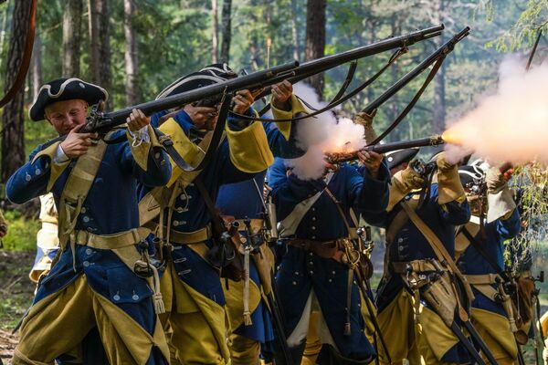 Без гитары на войну не хожу: история боевых действий и душевных песен барда из Риги - Sputnik Латвия