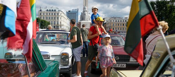 Годовщина мирной акции Балтийский путь Годовщина мирной акции Балтийский путь - Sputnik Латвия