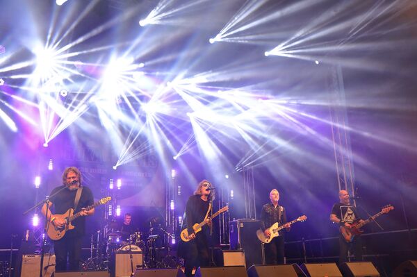 Лидер рок-группы СерьГа об ошибках прошлого, новом альбоме и виртуальных ловушках - Sputnik Латвия