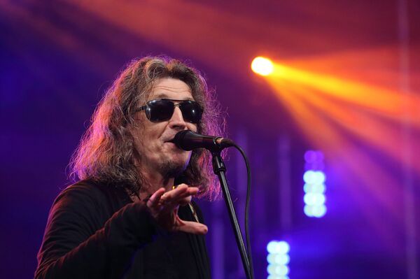 Лидер рок-группы СерьГа об ошибках прошлого, новом альбоме и виртуальных ловушках - Sputnik Латвия