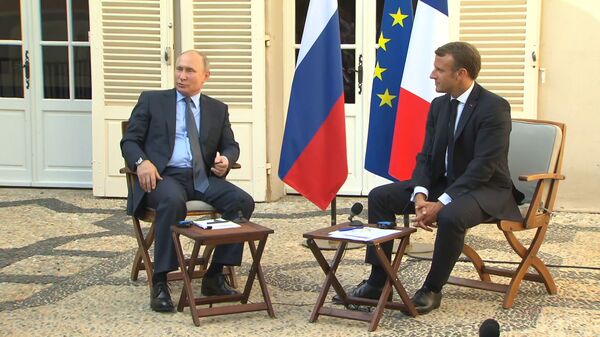 От Лиссабона до Владивостока: Макрон уверен в европейском будущем РФ - Sputnik Латвия