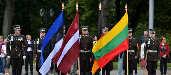 Флаги Эстонии, Латвии и Литвы - Sputnik Латвия