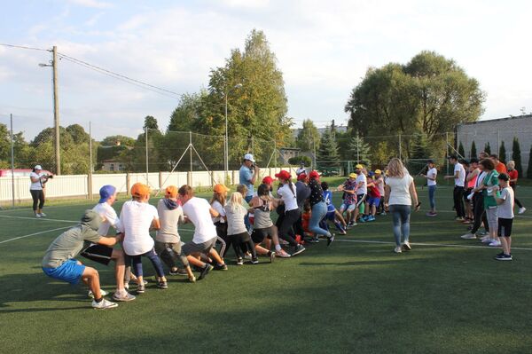 В Риге состоится благотворительная спартакиада для воспитанников детских домов В Риге состоится благотворительная спартакиада для воспитанников детских домов - Sputnik Латвия