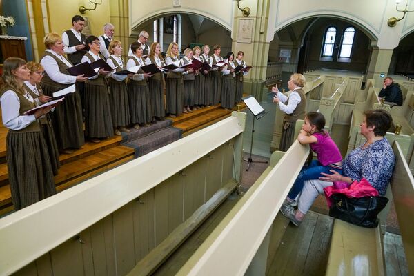 Знаете, кто такие ингерманландцы? Музыка народов Русского Севера зазвучала в Риге - Sputnik Латвия