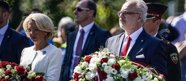 Спикер Инара Мурниеце и президент Эгилс Левитс - Sputnik Latvija