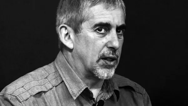 Гнусные таблички националистов и латышский язык повсюду: Линдерман о судьбе Риги