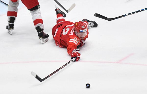 Российский хоккеист Кузнецов дисквалифицирован на четыре года за кокаин - Sputnik Латвия