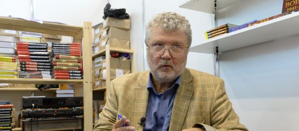 Писатель, драматург, поэт, общественный деятель Юрий Поляков - Sputnik Латвия