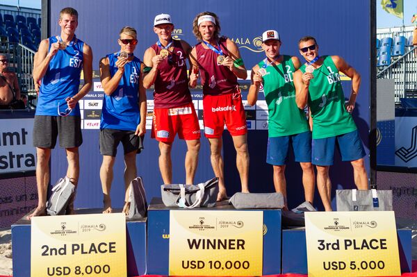 Новый триумф Самойлова и Шмединьша в Юрмале - Sputnik Латвия